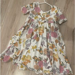 Remie girl dress size 5